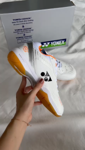 Sepatu Badminton Pria Putih dengan Aksesoris Lengkap - Bahan Nilon & Kulit PU Ukuran EU:38-45