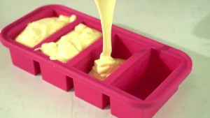 Silicone Freezer Molds with PP Lid 4/6Grids Ice Cube Mold Fresh-keeping Food Soup Prep Tray