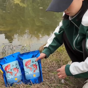 Umpan Pancing Cacing Merah + Udang Aroma Amis Kuat Daya Tembus Tinggi Pemikat Ikan Air Tawar