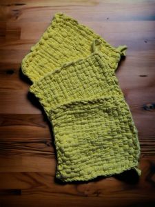 Sylish Kitchen Sala-sala Pot Holder Set 3 pcs Coaster  / (Dining table and kitchen)