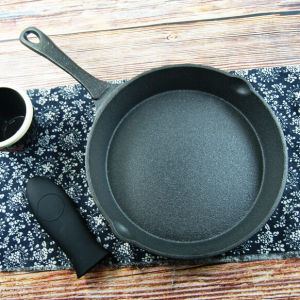Non-Stick Cast Iron Flat Bottom Pan Mini Pancake Pan Oven Steak Pizza Egg Frying Pan with Cover Glass Cover for Gas And Induction Stove