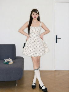 JULULOOK | Đầm Cinched eo Chấm bi Cổ vuông Phù hợp mọi dáng người