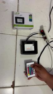 COD Lampu sorot Tembak 180 LED Warna warni outdoor Floodlight Waterproof WiFi bluetooth 220V 50W