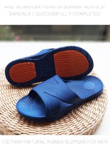 รองเท้าแตะยางธรรมชาติกันลื่นในห้องน้ำ รองเท้าแตะกลางแจ้งแบบสวมสำหรับทั้งชายและหญิง รองเท้าแตะแบบสวมแบบสวมสำหรับฤดูร้อน