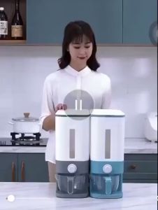 Thùng đựng gạo 12kg Sang Trọng Tiết Kiệm Không Gian Tặng Kèm Cốc Đong