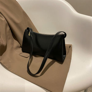 Fashionable Pure Color Underarm French Bread Bag Womens Bag 2022 New Simple Quality Single Shoulder Small Bag Casual Style