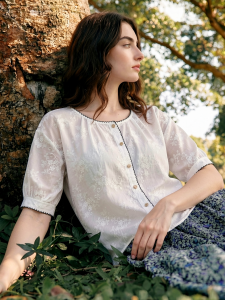 Basic House | French Embroidery Fall Wear Round Collar Lace Loose Shirt