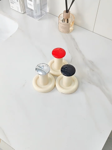 【i.Rumah】UFORU Stretchable Wall-mounted Wall Hangers Hooks