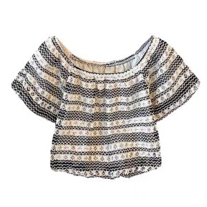 Versatile Short Cropped Waist-Defining Blouse