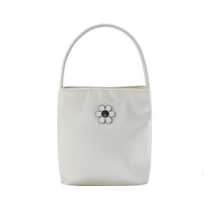 Wiggle Wiggle | Pastel Letter Shoulder Handbag