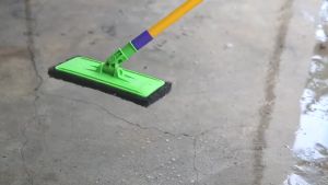 สก๊อตช์-ไบรต์ ไม้ขัดพื้นและผนัง พร้อมใยขัดสีเขียว