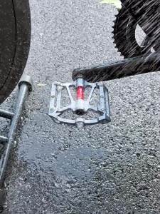 West Biking | Đế Đạp Xe Đạp Nhôm Chống Thấm Phù Hợp Mọi Loại