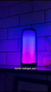 Speaker Portable Bluetooth Wireless Waterproof Anti Air Tahan Lama 1800mAh RGB Light Warna Warni