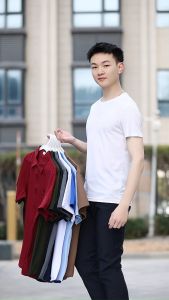 เสื้อเชิ้ตแขนสั้น เข้ารูป ไซซ์ สีพื้น แฟชั่นฤดูร้อน สไตล์นักธุรกิจ สําหรับผู้ชาย ผ้ายืด มีกระเป๋าหน้า