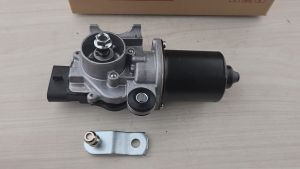 J09S04 FRONT WIPER MOTOR ISUZU D-MAX V-CROSS 13YR-18YR 4X4 LORRY TRUCK AKSESORI