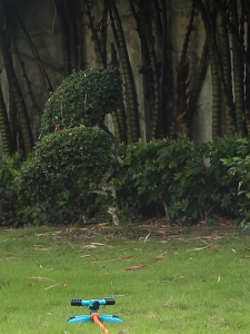 สปริงเกอร์ รดน้ำ สนามหญ้า หมุนอัตโนมัติไม่ต้องใช้ไฟฟ้า มีแยกหัวและครบชุด พร้อมติดตั้ง สายยางยาว 30เมตร