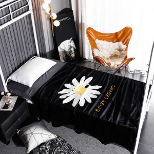 Internet Hot Fashionable Flannel Air Conditioning Blanket Travel Quilt Sofa Nap Wool Blanket Thickened Leisure Blanket Car Warm Blanket