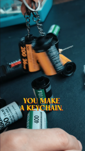 Handmade Film Canister Keychain - Fujifilm 200 Kodak 400 27 Exp ISO 400 - Film Lover & Photographer Gift
