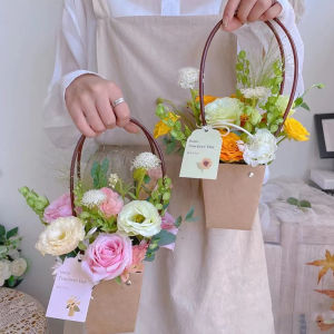 Valentines Day Floral Handbag Rose And Carnation Bouquet Packaging Bag Waterproof Kraft Paper Box Flower Arrangement Gift Box