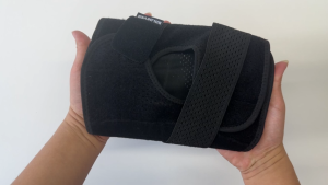 Knee Brace for Women Men with Side Stabilizers Breathable Elastic Sport Adjustable Compression Knee Wrap Knee Pain