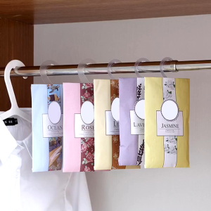 Hanging Fragrant Sachet Bag Cupboard Wardrobe Closet Perfume Air Fresh Toilet Scent Bag Pewangi Almari Pakaian 可挂式香薰包