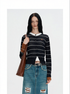 Commute-friendly Waist-tightening Lace Hollow Out Knitwear