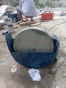 máy mài đá nước đường kính đá 40 cm dày 5 cm
