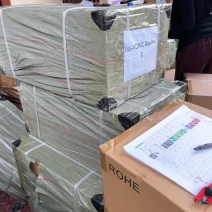 Backlight TV TOSHIBA 32 inch 32L2800Vj 32L3750VJ JL.D32071330-001CS-M\\n\\nTV dengan teknologi backlight telah menjadi pilihan populer bagi banyak orang yang mencari kualitas gambar yang luar biasa dalam ukuran layar yang lebih kecil. Dalam artikel ini, kita akan membahas TV TOSHIBA 32 inch 32L2800Vj 32L3750VJ dan bagaimana teknologi backlight membuatnya menjadi pilihan ideal untuk rumah Anda.\\n\\n Apa itu TV dengan Teknologi Backlight?\\n\\nTV dengan teknologi backlight adalah jenis TV yang menggunakan sistem backlight untuk memberikan cahaya pada layar. Teknologi ini memungkinkan TV untuk menampilkan gambar dengan kontras yang lebih baik, warna yang lebih hidup, dan detail yang lebih jelas. Dalam kasus TV TOSHIBA 32 inch 32L2800Vj 32L3750VJ, teknologi backlight digunakan untuk memberikan kualitas gambar yang luar biasa dalam ukuran layar yang lebih kecil.\\n\\n Bagaimana Teknologi Backlight Bekerja pada TV Toshiba 32 Inch?\\n\\nTeknologi backlight pada TV TOSHIBA 32 inch 32L2800Vj 32L3750VJ bekerja dengan memancarkan cahaya dari belakang layar. Cahaya ini kemudian disaring oleh pixel-pixel pada layar untuk menampilkan gambar yang akurat. Dengan teknologi ini, TV dapat menampilkan kontras yang lebih baik, warna yang lebih hidup, dan detail yang lebih jelas.\\n\\n Kelebihan dan Kekurangan TV dengan Teknologi Backlight\\n\\nKelebihan dari TV dengan teknologi backlight antara lain:\\n\\n- Kualitas gambar yang lebih baik\\n- Kontras yang lebih baik\\n- Warna yang lebih hidup\\n- Detail yang lebih jelas\\n\\nNamun, ada juga beberapa kekurangan dari TV dengan teknologi backlight:\\n\\n- Harga yang lebih mahal dibandingkan dengan TV non-backlight\\n- Umur baterai yang lebih pendek\\n\\n Pemilihan TV LED 32 Inch Toshiba untuk Rumah\\n\\nTV LED 32 inch Toshiba 32L2800Vj 32L3750VJ merupakan pilihan ideal untuk rumah Anda karena beberapa alasan:\\n\\n- Ukuran layar yang pas untuk ruangan kecil\\n- Kualitas gambar yang luar biasa\\n- Desain yang ramping dan modern\\n\\n Mengapa TV LED Toshiba 32 Inch 32L2800Vj 32L3750VJ Cocok untuk Rumah?\\n\\nTV LED Toshiba 32 inch 32L2800Vj 32L3750VJ cocok untuk rumah Anda karena beberapa alasan:\\n\\n- Ukuran layar yang pas untuk ruangan kecil\\n- Kualitas gambar yang luar biasa\\n- Desain yang ramping dan modern\\n\\n Perbandingan TV LED Toshiba 32 Inch dengan TV LED Merk Lain\\n\\nBerikut adalah perbandingan antara TV LED Toshiba 32 inch 32L2800Vj 32L3750VJ dengan TV LED merk lain:\\n\\n| Fitur | TV LED Toshiba 32 inch 32L2800Vj 32L3750VJ | TV LED Merk Lain |\\n| --- | --- | --- |\\n| Ukuran Layar | 32 inch | Bervariasi |\\n| Resolusi | HD | Bervariasi |\\n| Teknologi Backlight | Ada | Tidak selalu ada |\\n| Desain | Rampang dan Modern | Bervariasi |\\n| Harga | Terjangkau | Bervariasi |\\n\\n Cara Menggunakan TV dengan Teknologi Backlight\\n\\nBerikut adalah langkah-langkah menggunakan TV LED Toshiba 32 inch 32L2800Vj 32L3750VJ dengan teknologi backlight:\\n\\n1. Hubungkan TV ke sumber listrik\\n2. Hubungkan TV ke kabel atau sumber video lainnya\\n3. Nyalakan TV\\n4. Atur pengaturan TV sesuai keinginan Anda\\n\\n Langkah-langkah Membeli dan Menyeting TV LED Toshiba 32 Inch\\n\\nBerikut adalah langkah-langkah membeli dan menyeting TV LED Toshiba 32 inch 32L2800Vj 32L3750VJ:\\n\\n1. Pilih TV LED Toshiba 32 inch 32L2800Vj 32L3750VJ yang Anda inginkan\\n2. Beli TV LED Toshiba 32 inch 32L2800Vj 32L3750VJ dari toko elektronik terdekat atau situs web e-commerce\\n3. Hubungkan TV ke sumber listrik\\n4. Hubungkan TV ke kabel atau sumber video lainnya\\n5. Nyalakan TV\\n6. Atur pengaturan TV sesuai keinginan Anda\\n\\n Tips Menggunakan TV LED Toshiba 32 Inch dengan Teknologi Backlight\\n\\nBerikut adalah beberapa tips menggunakan TV LED Toshiba 32 inch 32L2800Vj 32L3750VJ dengan teknologi backlight:\\n\\n- Pastikan TV ditempatkan di tempat yang aman dan stabil\\n- Gunakan kabel yang sesuai untuk menghubungkan TV ke sumber video\\n- Atur pengaturan TV sesuai keinginan Anda untuk mendapatkan kualitas gambar terbaik\\n- Jangan biarkan TV menyala selama berjam-jam tanpa pemakaian untuk menjaga umur baterai\\n\\nSemoga artikel ini membantu Anda memahami TV dengan teknologi backlight dan cara menggunakan TV LED Toshiba 32 inch 32L2800Vj 32L3750VJ dengan teknologi backlight. Selamat menonton!\"