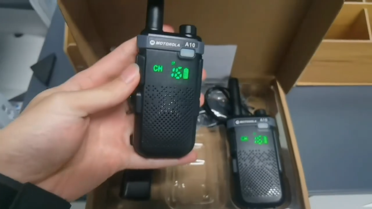 HT Motorola A10 Package Walkie Talkie 2 Units Long Range Handy Talkie 10W 15KM Frequency Copying 9800mAh Battery Type-C Charging IP54 Radio Waterproof Two-Way Radio
