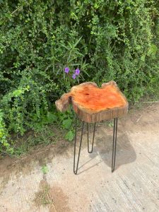 โต๊ะไม้นางกวัก โต๊ะกาแฟ โต๊ะข้าง ทรงธรรมชาติ โต๊ะกาแฟมินิ โต๊ะข้างโซฟา โต๊ะกลาง โต๊ะข้างเตียง โต๊ะเรียบง่าย ทันสมัย วางข้างเตียงข้างโซฟา