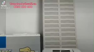 Máy chấm công Thẻ Giấy Okyo A08 - Trắng xám in kim 6 cột 3 ca làm việc 8 năm bộ nhớ tặng 200 thẻ