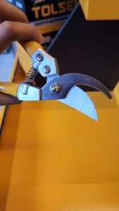 Tolsen Industrial Stainless Bypass Pattern Pruning Shear (200mm 8\\\") PVC Grips 31032