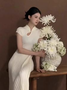 QFN | Design Elegant Traditional Chinese Cheongsam Dress White