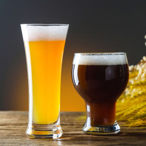 2024 ใหม่ขนาดใหญ่ความจุแก้วเบียร์ 500 มลคุณภาพสูงเกรดเชิงพาณิชย์ใช้แก้วเบียร์ยุโรปสไตล์สีทึบ ดีไซน์