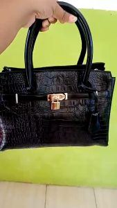 Tas Kondangan Wanita Elegan Mewah Ibu-Ibu Pesta Arisan Kerja Kantoran Handbag Cantik Kekinian Terbaru