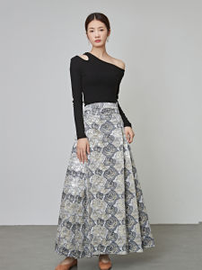 New Chinese Style National Trend Horse Tailed Skirt 2024 New Woven Gold 3D Rose High Waist Spring Summer Fashion Semi-Body Long Skirt Women