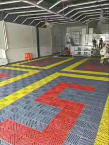 Modern Simple Style Car Wash Room Plastic Anti-Slip Mat Hollow out Design Drainage Grid Cover Carpet for 4S Store Car Beauty