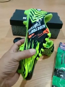 Paket Komplit Sepatu Bola Anak & Tas Skin Deker