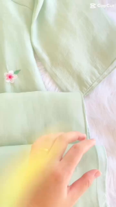 Set Áo Dài Cách Tân tơ crape cho bé Thanh Kỳ màu Xanh kèm sticker lá Quốc Kỳ