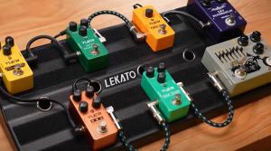 LEKATO Guitar Pedal Board with Carry Bag Built-in Power Supply Room 20x10x2.4" Large Capacity Guitar Pedalboard