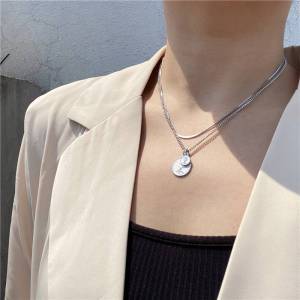 สร้อยคอแบบหลายชั้นแฟชั่น Beauty Head Coin ดีไซน์เก๋ไก๋ เครื่องประดับแฟชั่นสำหรับผู้หญิง สายโซ่กระดูกงู ไม่มีจี้ สายพานเพิ่มความยาว 10 ซม.