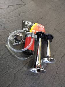 แตรลมไฟฟ้า แบบไม่ต้องใช้ถังลม พร้อมใช้งานเลยค่ะใช้ไฟรถ 24v ดังดี