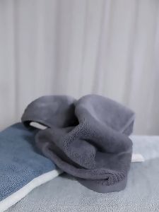 Towel Bath for adult Japanese Style Microfiber Towel Unicolour bath towel Not shedding hair,Super Soft Microfiber Bath Towel Super Absorbent Beach Towel 70 x 140cm
