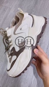 Sneakers Wanita Casual & Sepatu Olahraga Training