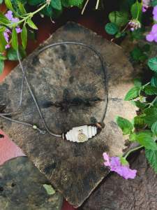 Vòng cổ Rin - Dây chuyền mặt da thủ công mix charm tùy chỉnh kích thước