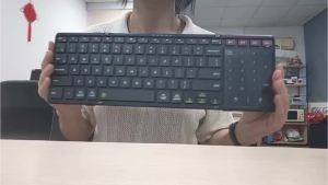 JOMAA | JOMAA Foldable Bluetooth Wireless Keyboard with Trackpad & Numpad Full-Size Portable Travel Keyboard for iPad Tablet Laptop