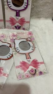 ( isi 50 pcs ) souvenir pernikahan cermin karakter hello kitty kemas alas shaby