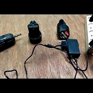 Charger Mesin Bor Baterai 12 Volt Cas Bor Cordless charger baterai mesin bor untuk baterai