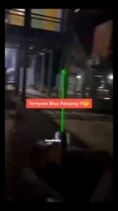 Laser Lensa Hijau / Green Laser Pointer 303 Leser Jarak Jauh 2000-5000 Meter Baterai Charge 5000MW | Original Green Laser Pointer Baterai Cas Free Charger | Petunjuk Laser/Leser ~ BRO