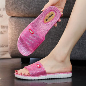 รองเท้าแตะพื้นยางใสสำหรับผู้หญิงในช่วงฤดูร้อนที่มีลวดลายเรียบง่ายและสวมใส่สบาย สวมใส่ในบ้าน โรงแรม ริมชายหาด รองเท้าแตะแบบสวมทั้งตัว